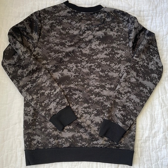 Dex Boys XL long sleeve top - Picture 3 of 3